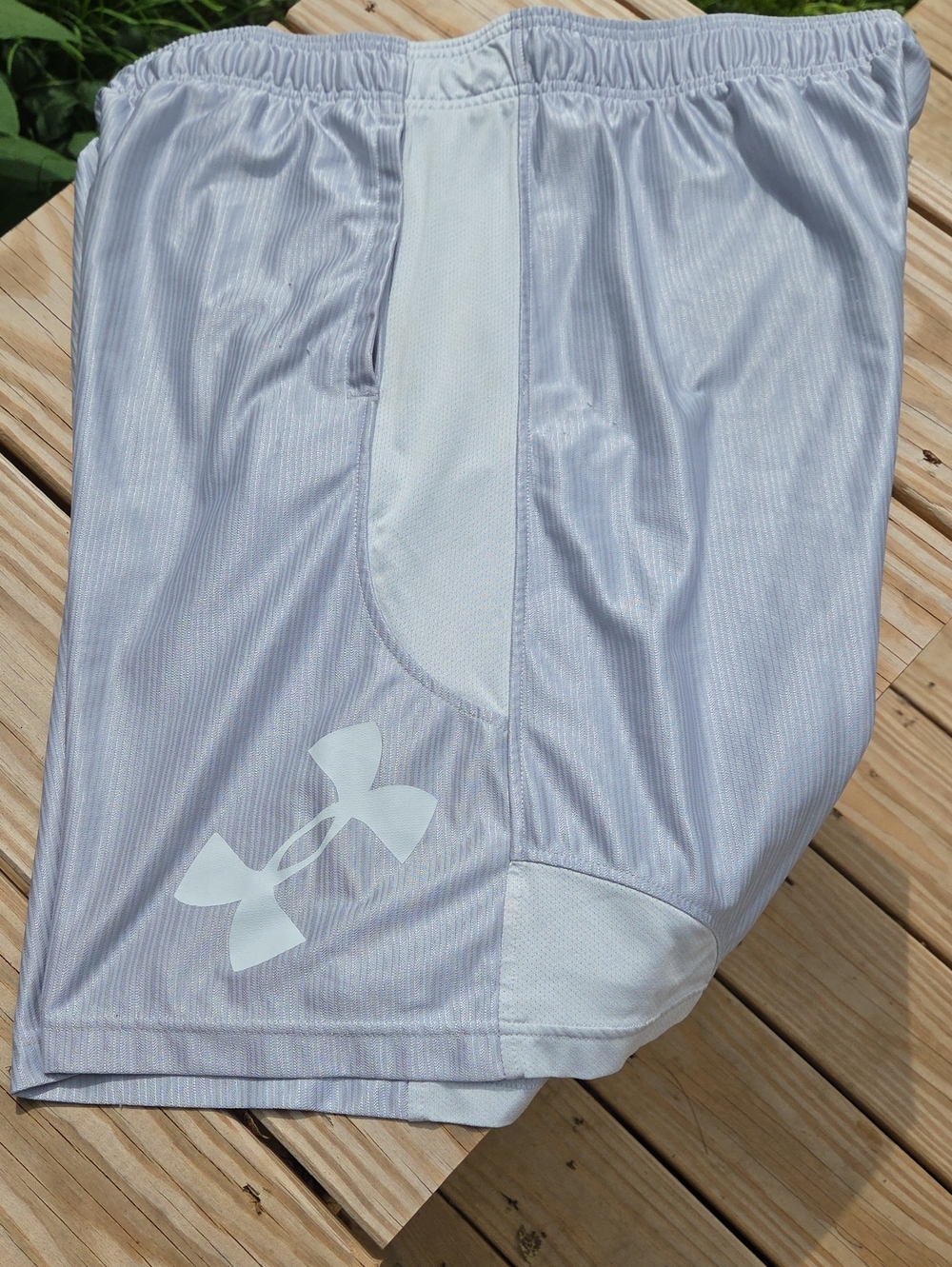 Under Armour Men's Light Silver Athletic Shorts with White Logo